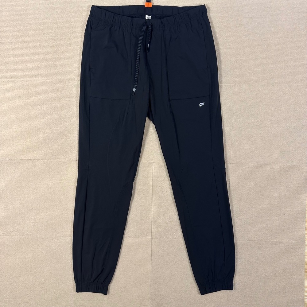 Fabletics The One Jogger Men L (31x32) Gray Performance Activewear Pants